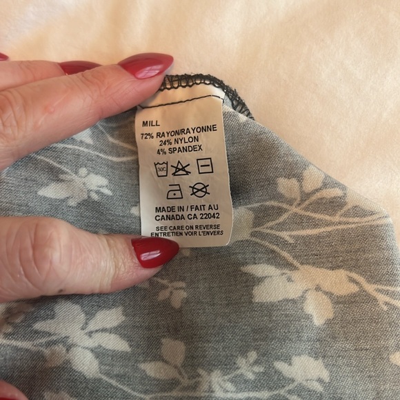 Margaret M Pencil Skirt - Picture 6 of 6